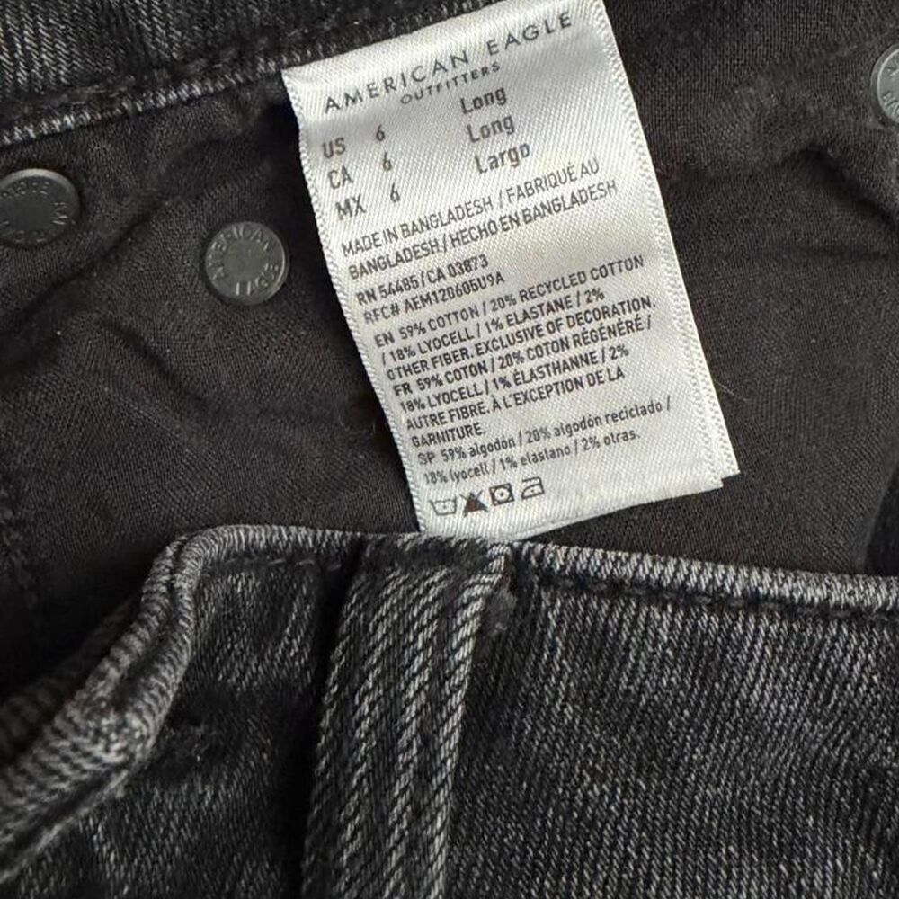 American Eagle Super High Rise Baggy Wide Leg Jeans Black Distressed Size 6 Long - Picture 4 of 4